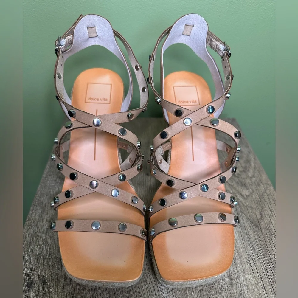 Dolce Vita Studded Espadrille Wedge Sandals Sz 9